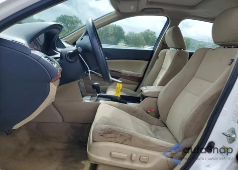 2011 Honda Accord Ex z USA, uszkodzony, nr VIN 1HGCP2F7XBA150172